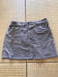 ミニスカートのサムネイル