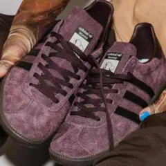 パープル スニーカー