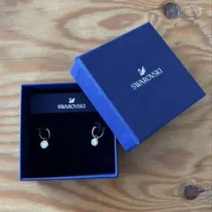 Swarovski スワロフスキー　フープピアス クリスタル
