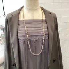 オシャレなロングネックレス　ロペ　ベージュのサムネイル