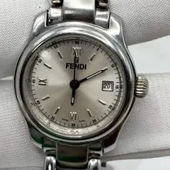 ✨FENDI✨フェンディ✨オロロジ✨ホワイト文字盤✨ズッカ柄✨腕時計✨ ✨FENDI✨フェンディ✨オロロジ✨ホワイト文字盤✨ズッカ柄✨腕時計