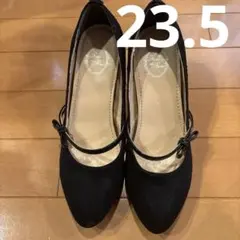 リボン付き黒ハイヒールパンプス