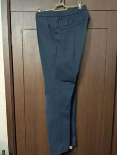 ユニクロ　UNIQLO　イージーアンクルパンツ　ネイビー　紺