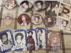 ブルーロック モノクロカード 缶バッジ　糸師冴セット