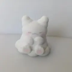 しろふわ雲でおひるね　サンリオ　シークレットマスコット　はなまるおばけ