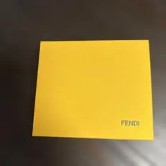 FENDI イエロー 箱 中サイズ カード付き