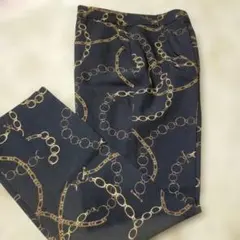 ZARA　ザラ　チェーン柄 ブラック ゴールド スラックス　М