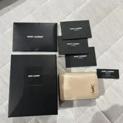 最終価格！SAINT LAURENT カサンドラ　レザーのサムネイル