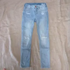 H&M キッズ デニムパンツ ダメージ加工 130cm