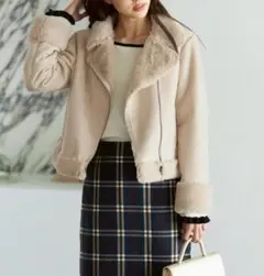 未使用に近い INGNI フェイクレザームートンライダースジャケットレディース