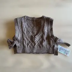 ケーブル編みVネックニットベスト サイズ70