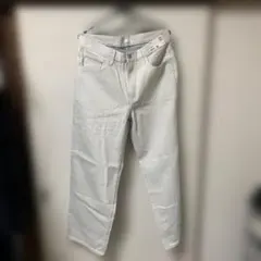 オフホワイト パンツ