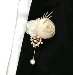 バラ　ブローチ　コサージュ　ホワイト　パール　パーティー　結婚式　発表会