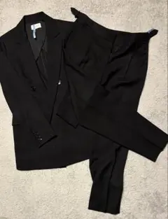 PLST ブラック パンツスーツ