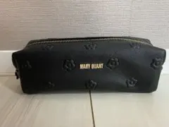 MARY QUANT シンプルエンボスデイジー スクエアペンケース