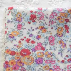 テイタム　クリーム　輸入リバティタナローン　30cm×50cm