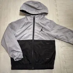 Jordan キッズ　100サイズ　ジョーダン　上着　長袖　トップス　ジャケット