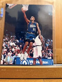 Item thumbnail for item 0296d697-dfd3-40f4-8503-de574f3c0094