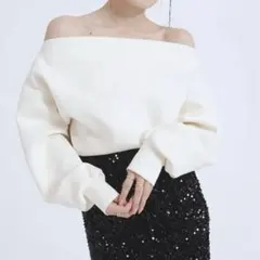 2025年最新】フォルムスウェットトップス anuansの人気アイテム - メルカリ