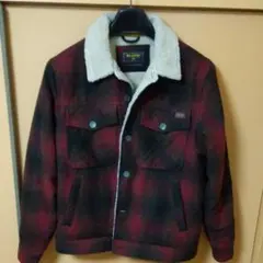 BILLABONGのレッド&ブラック　チェックジャッケットsizeＭ