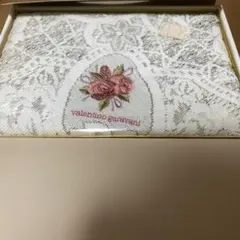 未使用　ヴァレンティノ　ガラヴァーニ　テーブルクロス　レース　花柄