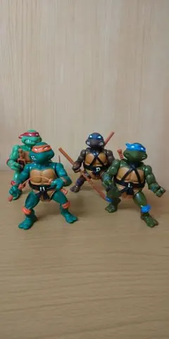 ミュータント・タートルズ 　ベーシックフィギュア 4体セット