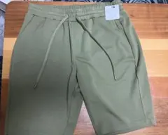 【新品】洋服の青山　とろリッチ　ハーフパンツ　xl グリーン