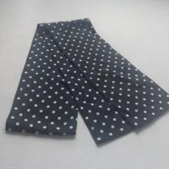 ドット柄シルク風スカーフ　ストール　レトロ