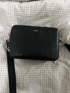 Dior ブラックレザーショルダーバッグ