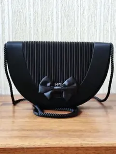 美品　人気　森英恵　HANAE　MORI　フォーマルバッグ　リボン　ブラック