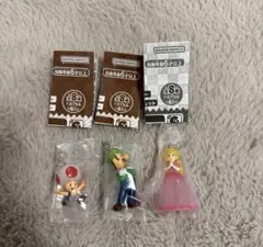 スーパーマリオめじるしアクセサリー　ルイージ キノピオ　ピーチ姫