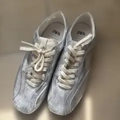 ローファー スニーカー