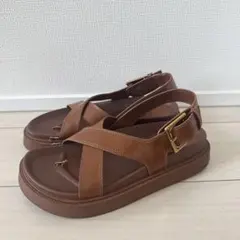 zara ブラウン クロスストラップ 厚底サンダル