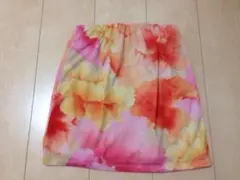 【1073】rienda 花柄 タイトスカート M