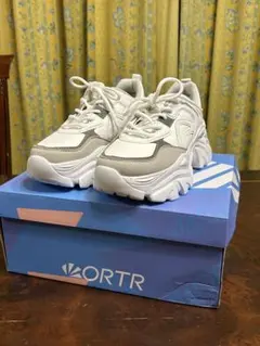 厚底スニーカー　【新品】白　O'Riental Traffic