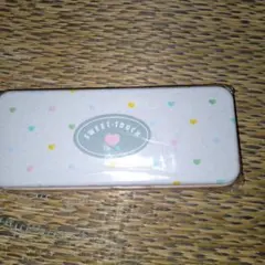 ファンシー ビクトリアファンシー 缶ペン ペンケース 　レトロ
