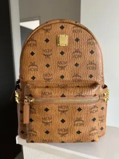スタッズ無しのレア品‼️ほぼ未使用‼️MCM リュック ブラウン - メルカリ