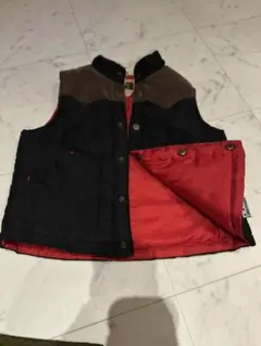 美品‼️ファニーストーリー　130サイズ　ダウンベスト　中赤色