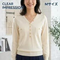 クリアインプレッション 金ボタン Vネックニット 白 ウール混 Mサイズ 美品