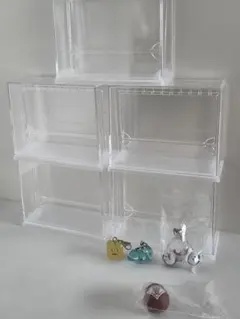 めじるしアクセサリー　ケース　ガチャ　ドラゴンボール　赤べこ
