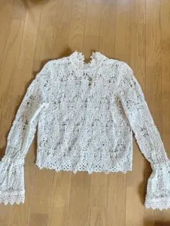 Liliy Brown ホワイト レース トップスのサムネイル
