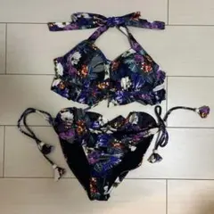 花柄 フリル ビキニ セパレート 水着のサムネイル