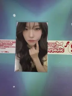 fromis_9 ジホン 直筆サイン トレカ シーグリ UMW 特典 秋夕 ⚠︎ 2025年最新】fromis_9 ジホン サインの人気アイテム - メルカリ