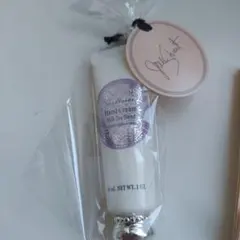 新品未開封　JILL STUART ハンドクリームMilk Tea Blend
