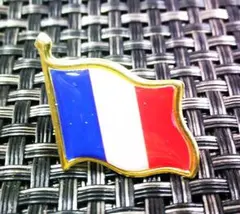《BPはためくFR旗》応援フランス国旗フラッグ　サッカー　Franceピンバッジ