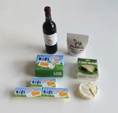 メガハウス　輸入マーケット　チーズでワインセット