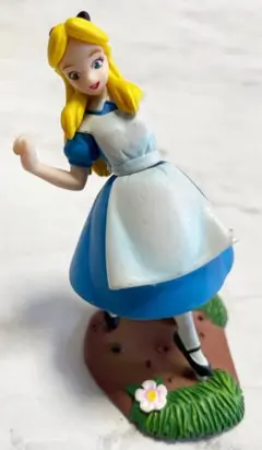 ふしぎの国のアリス ディズニー フィギュア