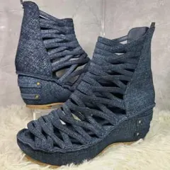 【ヒナデイグリーン】厚底 グラディエーターサンダル　バックジップのサムネイル