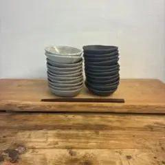 新品　陶器　陶芸作家　小皿約11cm23枚　764