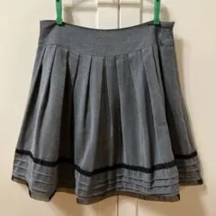 LUCCICA グレー フレアスカート レース装飾のサムネイル